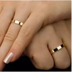 Par de Alianças em Ouro 18K Quadrada 3,0mm